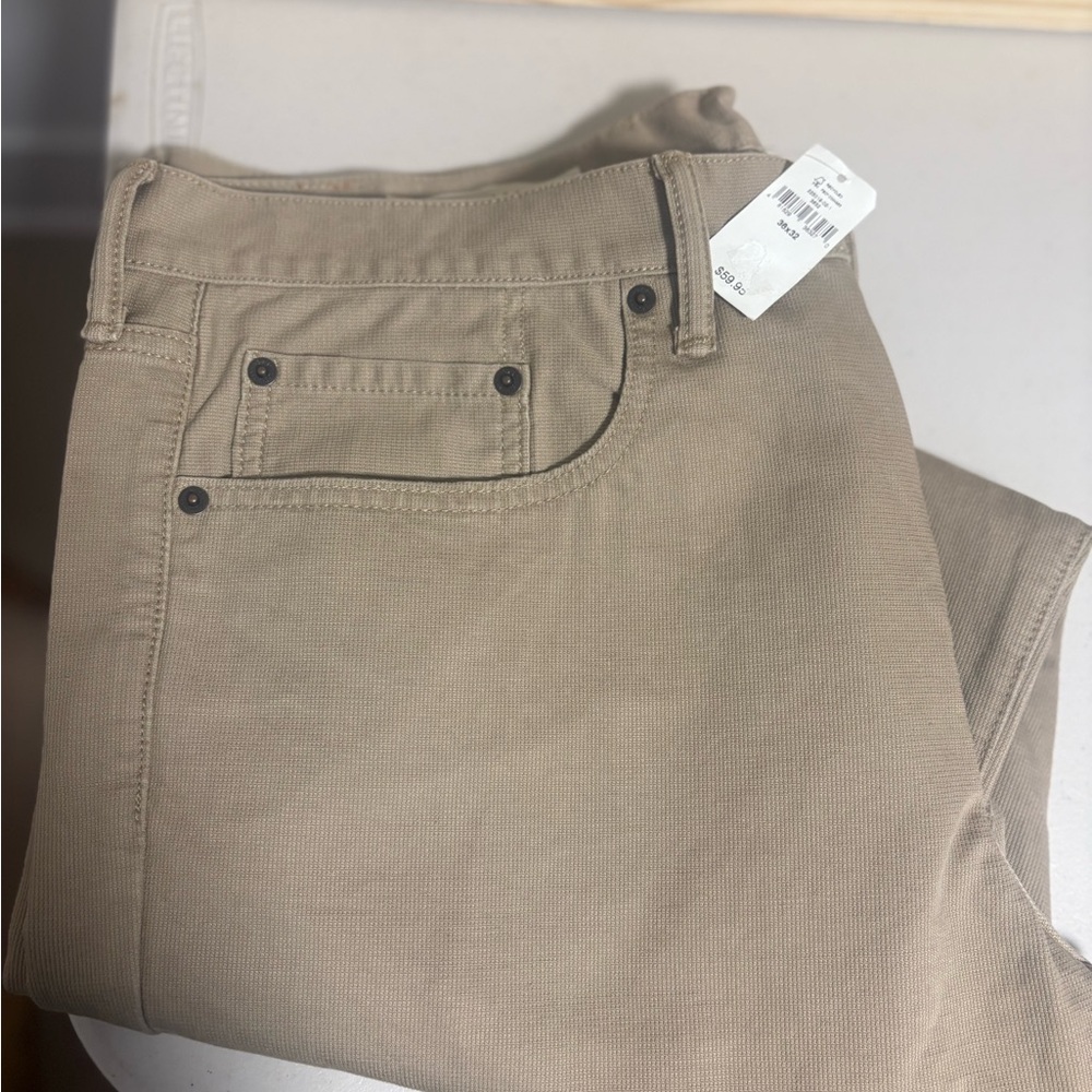 GAP Men's Tan Chinos